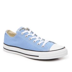 BABY BLUE LOW TOP CONVERSE
